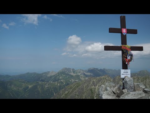 Ze Szczyrbskiego Jeziora na Krywań