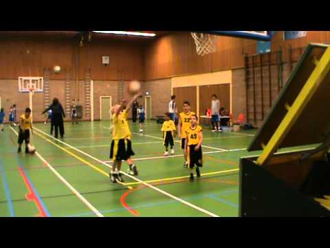 2011-10-22 Westland Stars Mux U10-1 -Waddinxveen  Flyers U10-2 Warming Up