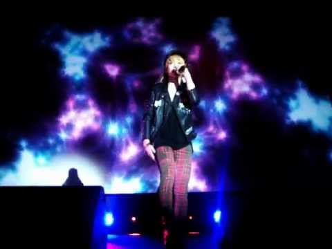 111103 LKFF SHINee In London Key Solo - Tick Tock Fancam (Front Row)