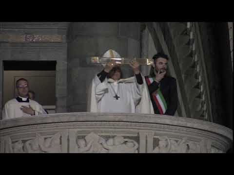 Ostensione straordinaria, il Sacro cingolo mostrato alla piazza deserta