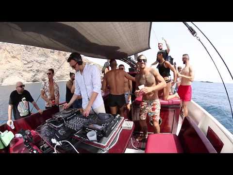 MAXI MERAKI live from a pirate ship in Ibiza 2019