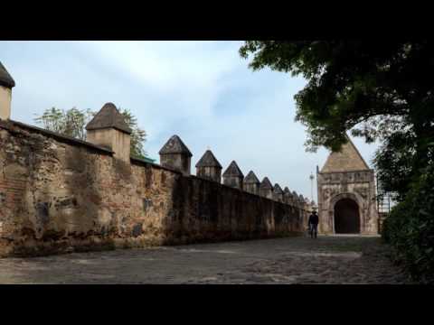 Primeros monasterios del siglo XVI en la