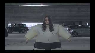 Hey Boyy Music Video