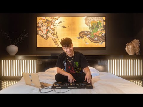 Reyrzy | Vibey Video Game Music DJ Set | Akihabara, Tokyo