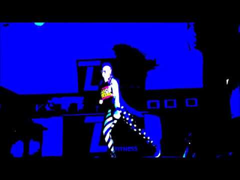 Pippa T Zumba® - DJ Gringo All Night Long Warm Up Mix (Short) - Dance Fitness