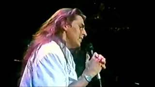 THOMAS ANDERS/STRANDED IN THE MIDDLE OF NOWHERE/2026/