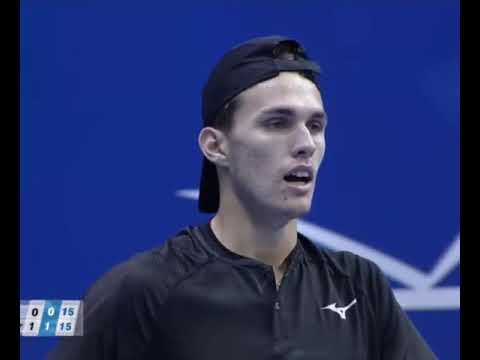 MAGYAR TENISZBRAVÚR POZSONYBAN  AZ ELVESZTETT FINÁLÉ ELLENÉRE PIROS ZSOMBOR  SELEJTEZŐBŐL DÖNTŐBE!/3