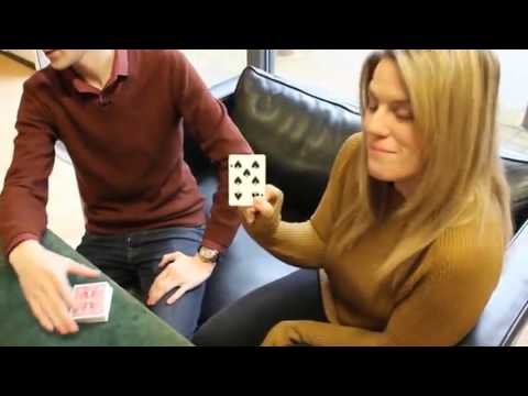 Saturn Magic -Gift Card Red (Gimmick and Online Instructions) by Constantinos Pantelias - Trick