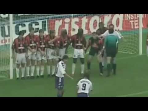Gabriel Batistuta | Serie A 1998/1999 l Free kick inside the penalty box