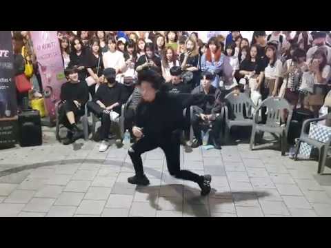 20190824 홍대 킹덤즈-오루트(kingdoms-O_Route) 버스킹 06 - 진호군(jinho) ATEEZ (에이티즈) | 'HALA HALA'