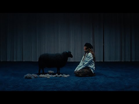 LUNA - Käptn Peng (Official Video)