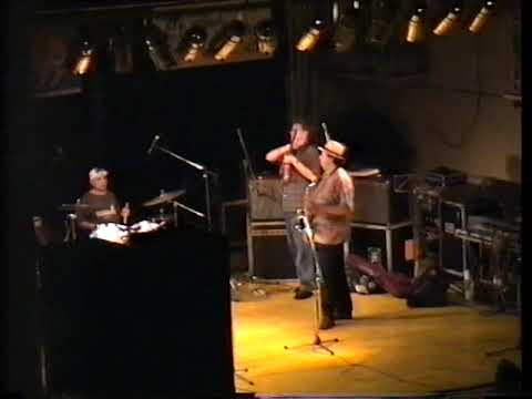 Paul Motian 's Broadway music: Lee Konitz, Joe Lovano ,Bill Frisell ,Mark Johnson, Paul Motian.(3a)