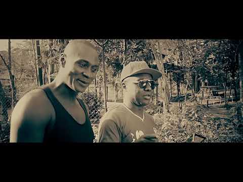 TITANIC DE PETIT PAYS merci petit pays