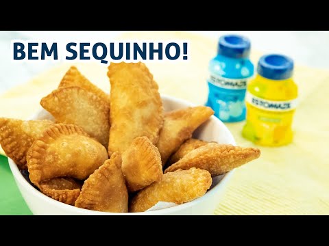 Pastel Caseiro Crocante: A Receita Perfeita