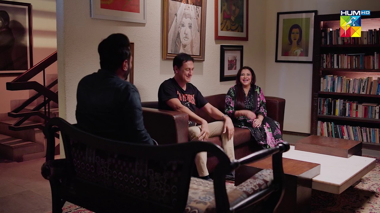 Hamara Show Tou Aatay Sath Hi Chaa Gaya...! Tum Larkay Bhi Na - HUM TV