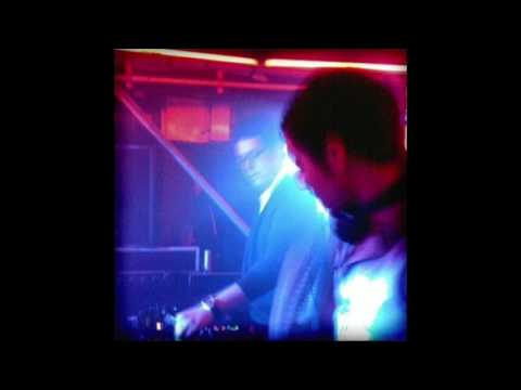 In the Club - She's a Man (Killdahype Remix)