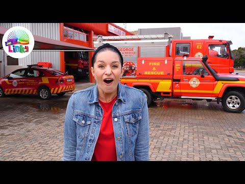 Juffrou Linky Speel en Leer by 'n Brandweerstasie 🚒🧯🧑🏼‍🚒 | Afrikaanse Videos vir Kinders