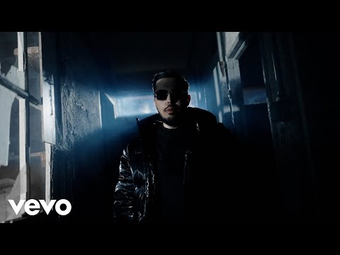 FAYV - AMULETTE (Clip officiel)
