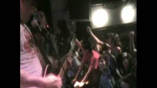 Lower Class Brats-Addicted To Oi!