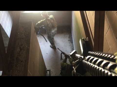 Army Privates learn room clearing