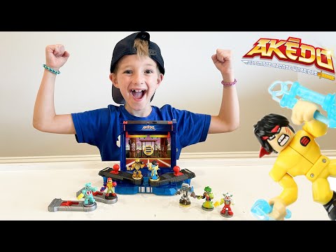 Father & Son ULTIMATE WARRIOR BATTLE! /Akedo Ultimate Warriors!