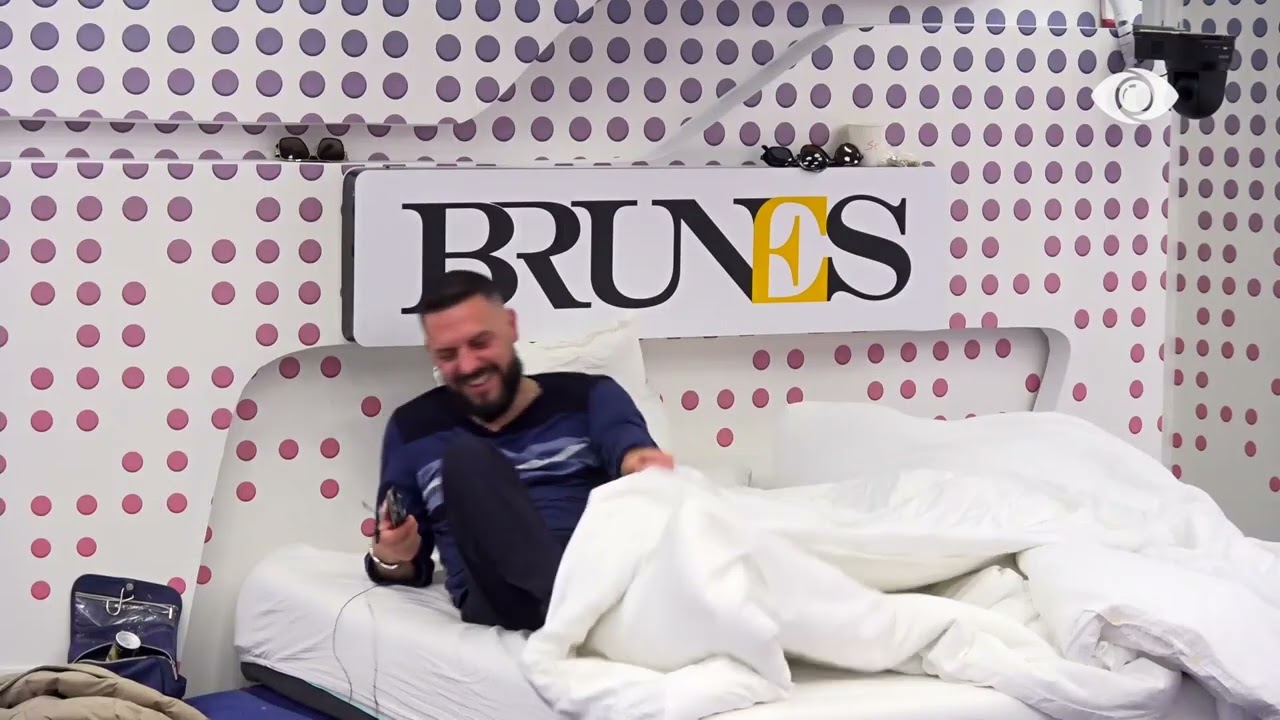 Duhet të jesh me energji, se ti je si luan dhe këtu ke…/ Iliri përqafon Keijsin