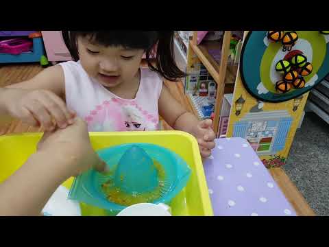 Squeeze / Orange / Orange Juice / Sponge / Clean up / Spill (80) 11/1/2019