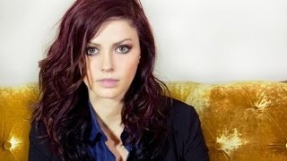 Sanremo 2016 Annalisa smentisce le voci sulla sua gravidanza e parla dell&#39;amore per la fisica