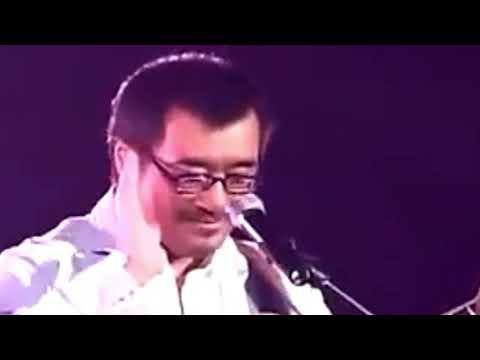 Jonathan Lee forgets the lyrics to his own song