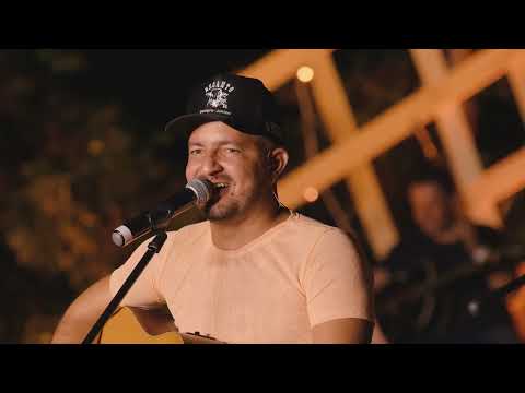 Leo Bueno e Julio Cesar- Chora viola / Caminheiro / Ladrão de mulher / A Vaca foi pro brejo