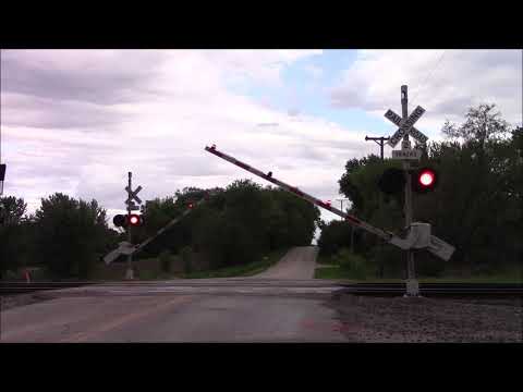 Francis Rd. Grade Crossing (Elburn, IL) 5/28/20