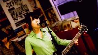 Blonde Redhead Swing Pool live