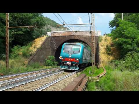 E.464 427 IN TRANSITO NEL CURVONE DI RIGOROSO (AL) 15 - 7 - 2017