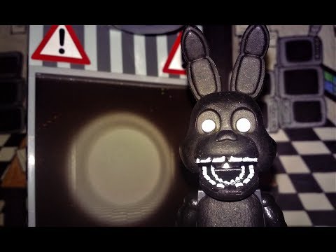 FNAF 2 McFarlane Wave 3 - RWQFSFASXC (Shadow Bonnie) w/ Office Door UNBOXING