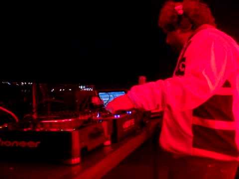 FRAN PERCAMILLI   Evolution Feat  Jayn Hanna   Walking On Fire  - PACHA BA