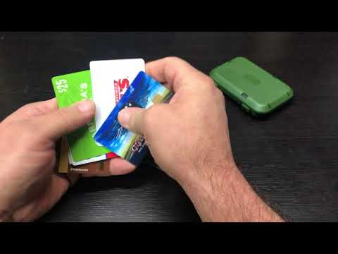 Why I Ditched My Trayvax Wallet for a Flipside.