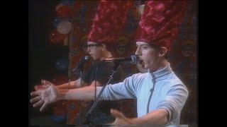 They Might Be Giants - &quot;Shoehorn With Teeth/Don&#39;t Let&#39;s Start&quot; at Randee of the Redwoods (60fps)