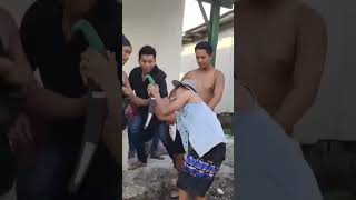 Download lagu Preman salah palak Warga yang melintas,ternyata seorang TNI #shorts mp3