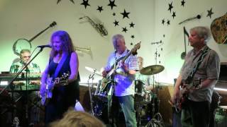Danny Gatton's "Sun Medley" performed by the Sandra Dean Band, featuring Jay Silverman on guitar