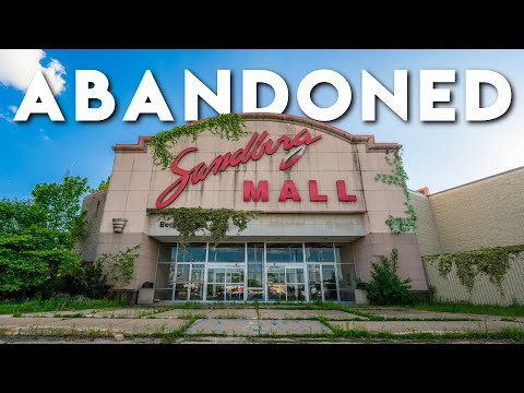 Exploring the REAL Abandoned Backrooms Mall - Sandburg Mall Galesburg, Illinois