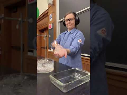 Making water from hydrogen and oxygen gas