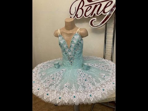 Costum de balet P0467 - video 2
