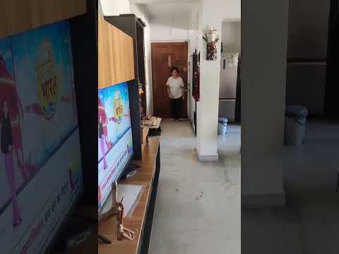 Happy patient ! Running patient !! 10 years after bilateral total knee replacement