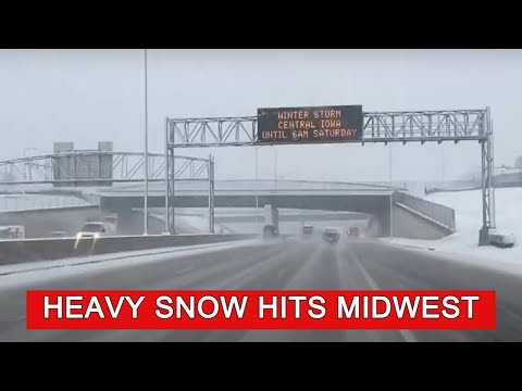Snowstorm highlights from Des Moines, IA - 1/14/2022