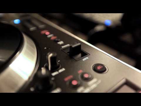 Numark NS7II performance featuring Arkaei