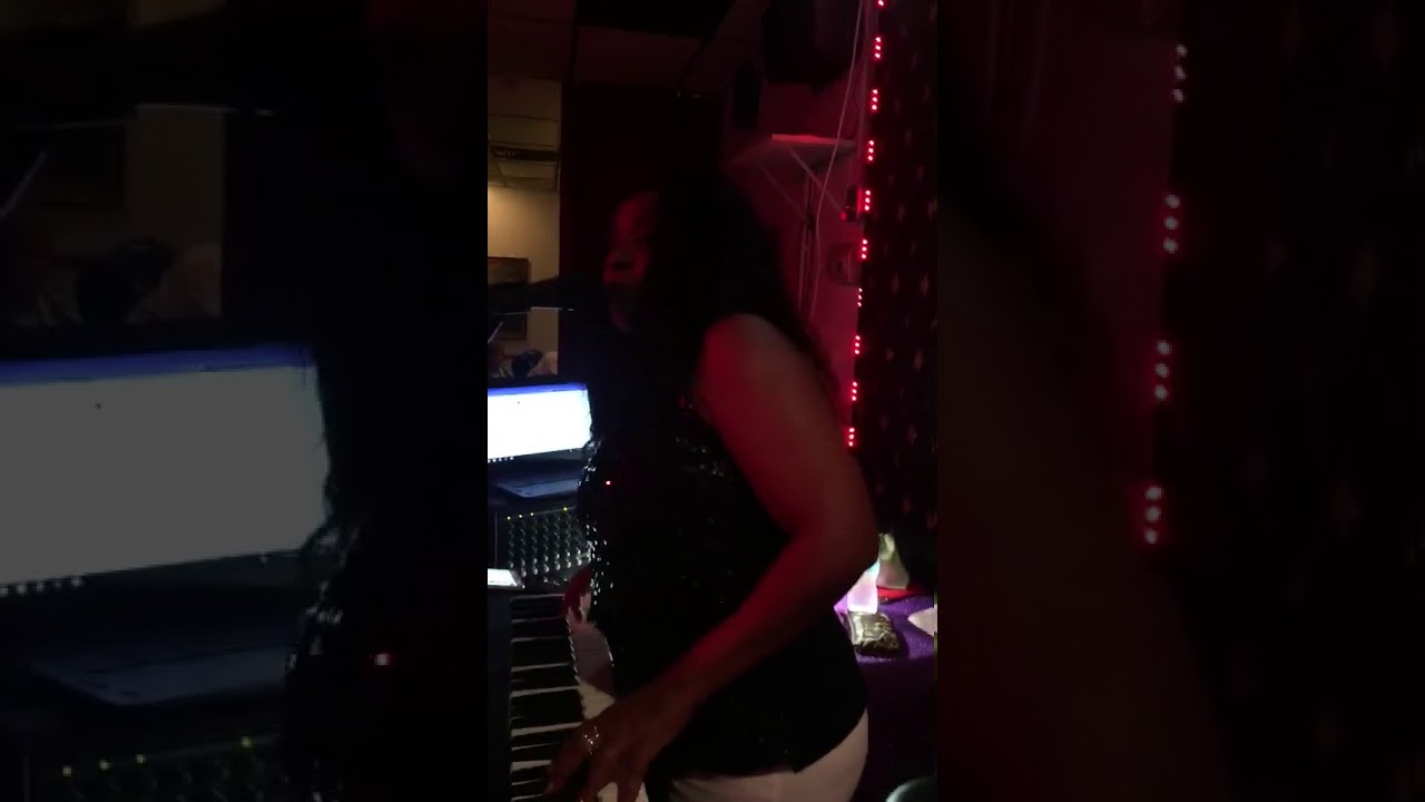 Promotional video thumbnail 2 for The Mixx Entertainers