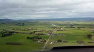 preview picture of video 'Piper Seneca V Landing - Dunedin International'