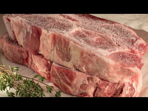 Big Mistakes Everyone Makes With Frozen Steaks