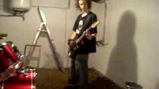 Overdose - AqMe  tout a un détail près