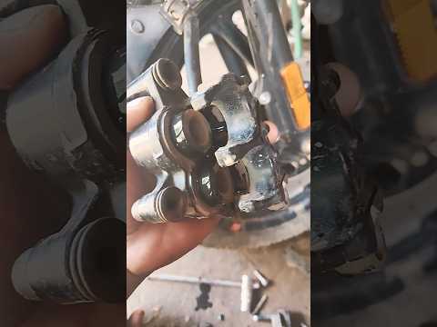 Bajaj Pulsar 125 bs7  front disc pad change 💥💥💥💥// Bajaj Pulsar 125 bs6 disc pad change.